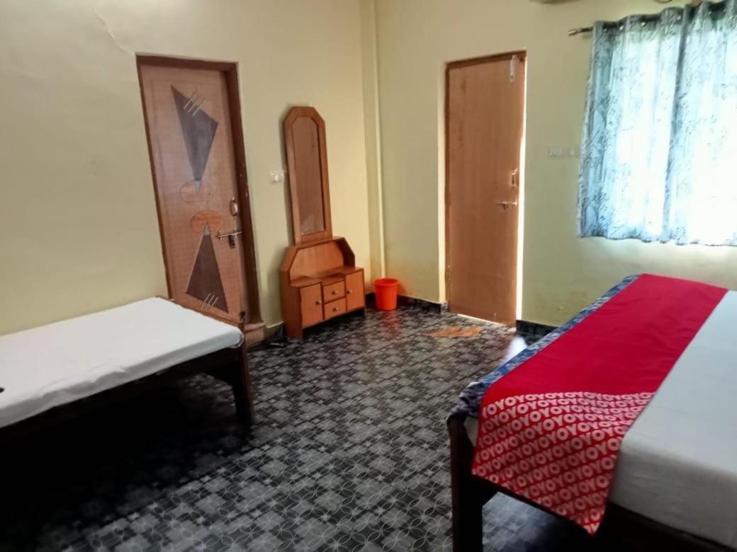 Oyo Flagship Tadoba Tiger Resort Mohurli Экстерьер фото